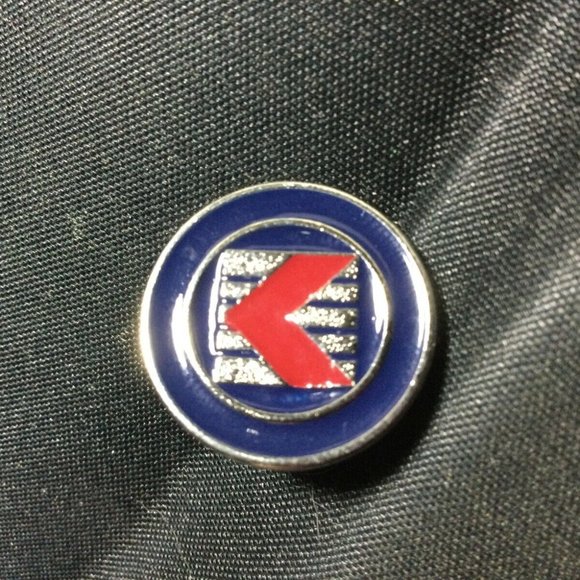 Canadian Airlines Uniform Buttons 11 total 7 large and 4 small Fast US Ship - Picture 3 of 5